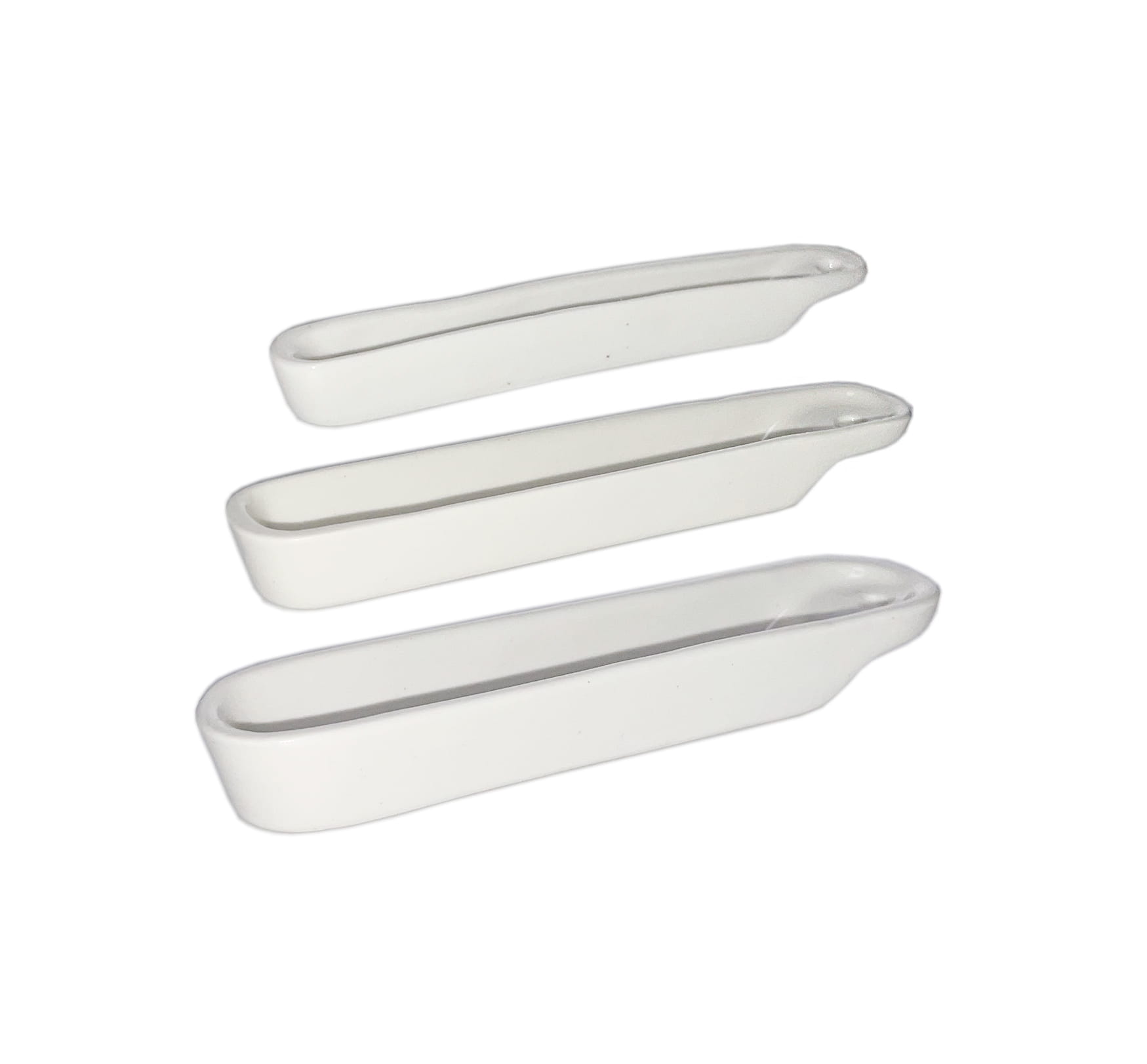 Weiße Porzellan-Badartikel von WARCHEM, elegante Badaccessoires aus hochwertigem Porzellan.