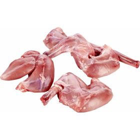 KANINCHENSCHULTER MIT KNOCHEN, ETWA 600G TABLETT